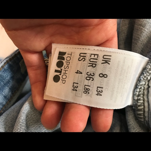 TopShop Distressed “moto” maternity jeans - Picture 4 of 4